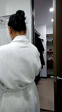 Esmeralda333 online show from January 13, 2026, 12:32 pm