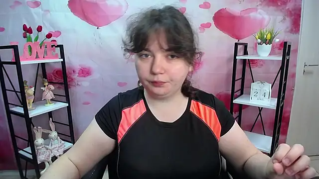 NeonilaLisova online show from April 25, 2026, 5:10 am