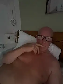 philefc online show from November 27, 2025, 12:07 pm