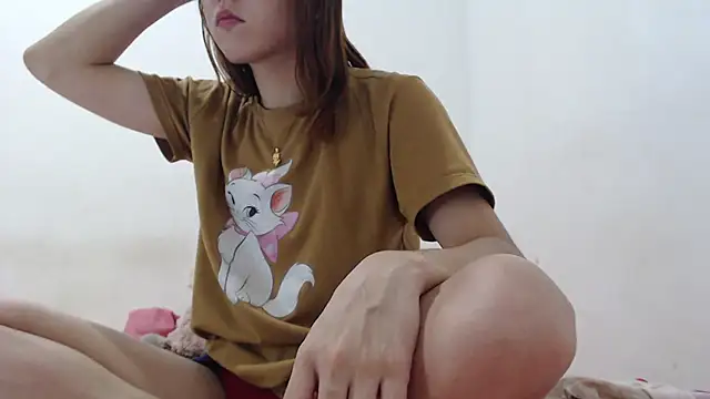 Dolly Peach  online show from January 16, 2026, 7:51 pm