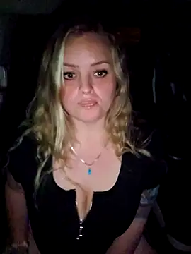 Snapshot of Bridgette03 chatting on November 4, 2025, 1:54 pm Bridgette03 online show from November 4, 2025, 1:54 pm