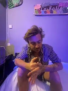 3615-ULLA online show from November 9, 2025, 8:56 am