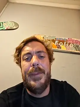 Snapshot of 3615-ULLA chatting on November 21, 2025, 5:11 pm 3615-ULLA online show from November 21, 2025, 5:11 pm