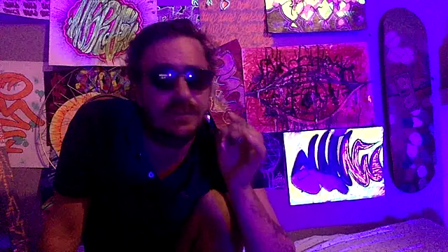 3615-ULLA online show from April 27, 2026, 11:47 pm