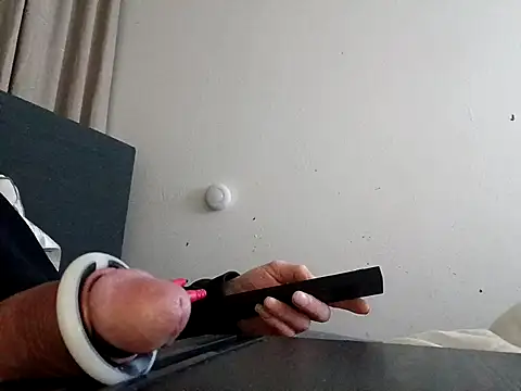 handsome8inchh online show from March 2, 2026, 12:35 am