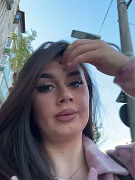 Snapshot of KendraMoon chatting on October 20, 2025, 1:55 pm KendraMoon online show from October 20, 2025, 1:55 pm