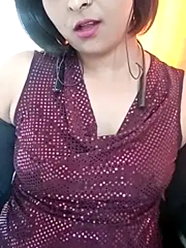 Queen Kushi4 online show from May 2, 2026, 8:52 am