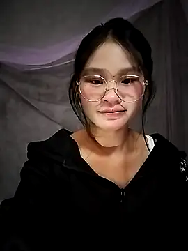 Snapshot of saronla_03 chatting on November 29, 2025, 6:00 pm saronla 03 online show from November 29, 2025, 6:00 pm