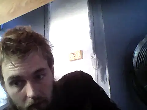 Snapshot of high3ndlowlife chatting on June 6, 2026, 5:17 pm high3ndlowlife online show from June 6, 2026, 5:17 pm