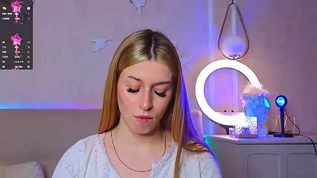 Snapshot of BonnieWalton chatting on November 20, 2025, 9:20 am BonnieWalton online show from November 20, 2025, 9:20 am