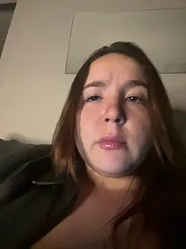 m0ranguinh0s2 online show from June 12, 2026, 1:37 am