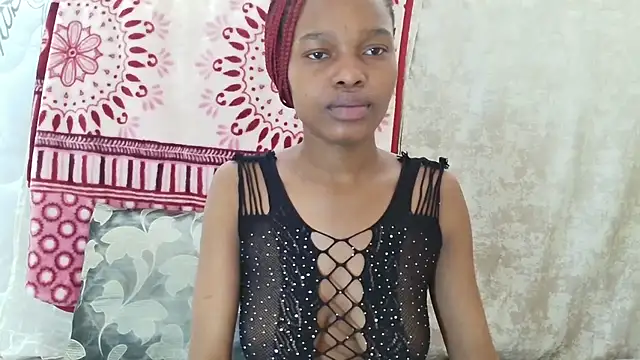 Snapshot of SexyBitchx01 chatting on September 14, 2025, 11:31 am SexyBitchx01 online show from September 14, 2025, 11:31 am