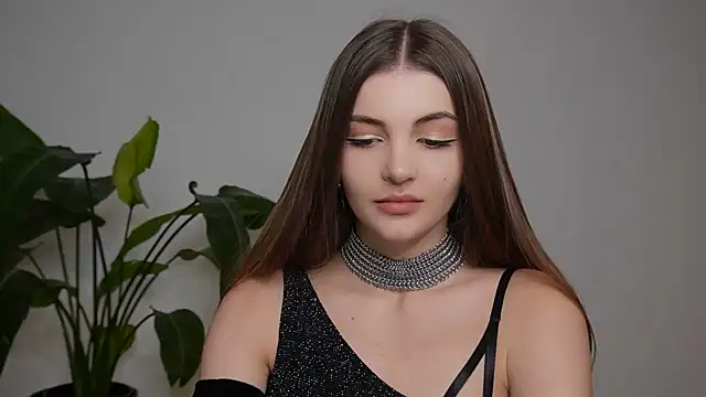 MayTease online show from September 28, 2025, 7:08 pm