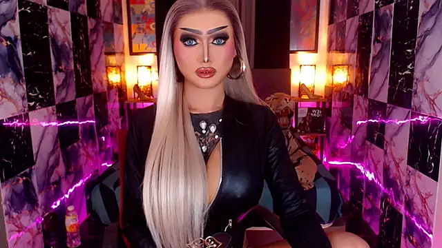 Snapshot of IndestructibleLily chatting on December 4, 2025, 1:26 am IndestructibleLily online show from December 4, 2025, 1:26 am