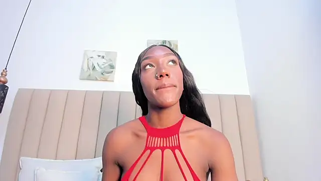 Mistt Mia online show from June 10, 2026, 7:24 pm