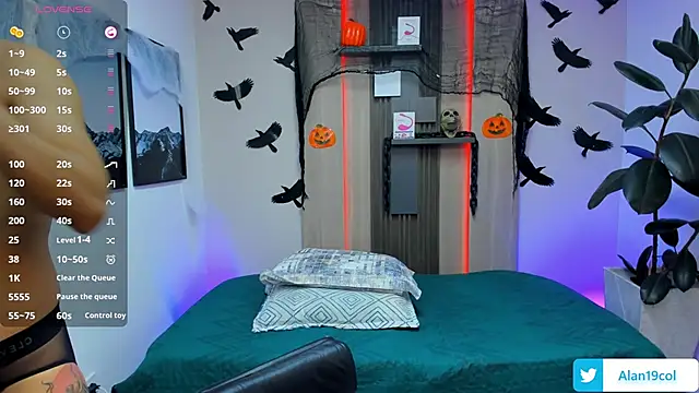 alan nd kevin online show from October 28, 2025, 7:05 pm