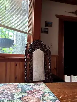 hazel333 online show from September 9, 2025, 6:18 pm