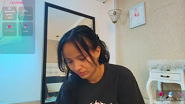 Miladiosa online show from December 5, 2025, 12:25 pm