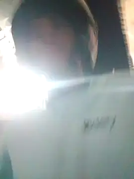 Snapshot of shessAz chatting on March 26, 2026, 4:51 am shessAz online show from March 26, 2026, 4:51 am