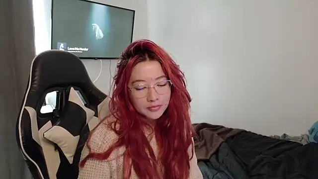 Snapshot of lunnaa_ chatting on September 9, 2025, 4:28 pm lunnaa online show from September 9, 2025, 4:28 pm