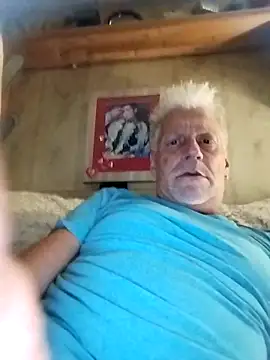 Snapshot of fischnet chatting on October 21, 2025, 1:06 am fischnet online show from October 21, 2025, 1:06 am