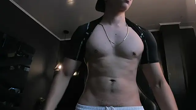 Eryonbradley online show from October 14, 2025, 11:22 am