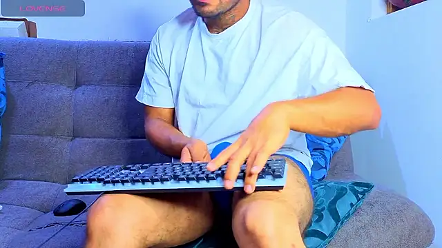 Snapshot of tomas_smith1 chatting on January 16, 2026, 4:05 am tomas smith1 online show from January 16, 2026, 4:05 am