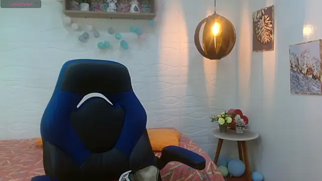 Snapshot of karlarousex chatting on November 7, 2025, 2:44 am karlarousex online show from November 7, 2025, 2:44 am