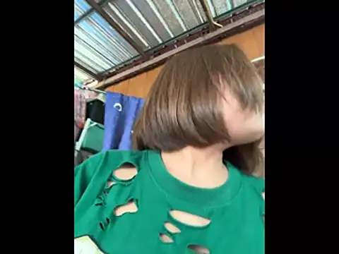 Snapshot of Kath_C chatting on November 6, 2025, 5:41 am Kath C online show from November 6, 2025, 5:41 am