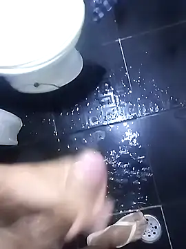 Jeff013013 online show from December 14, 2025, 6:08 am