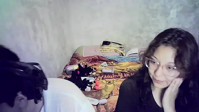 Snapshot of OnlyGrace chatting on October 15, 2025, 6:35 am OnlyGrace online show from October 15, 2025, 6:35 am