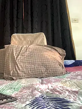 Snapshot of JamesDeker chatting on November 20, 2025, 11:32 am JamesDeker online show from November 20, 2025, 11:32 am