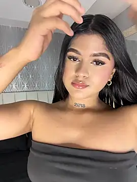 Snapshot of Mia-Medina chatting on July 23, 2026, 7:34 pm Mia-Medina online show from July 23, 2026, 7:34 pm