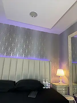 Snapshot of Mia-Medina chatting on July 31, 2026, 7:57 pm Mia-Medina online show from July 31, 2026, 7:57 pm