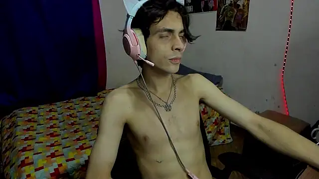 golden ryyan online show from February 8, 2026, 6:11 pm