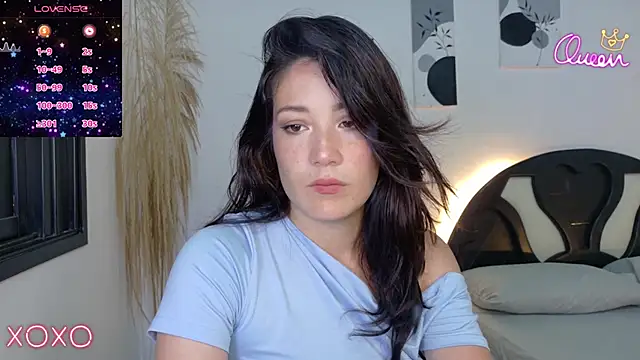 Eliih 01 online show from January 6, 2026, 1:53 am