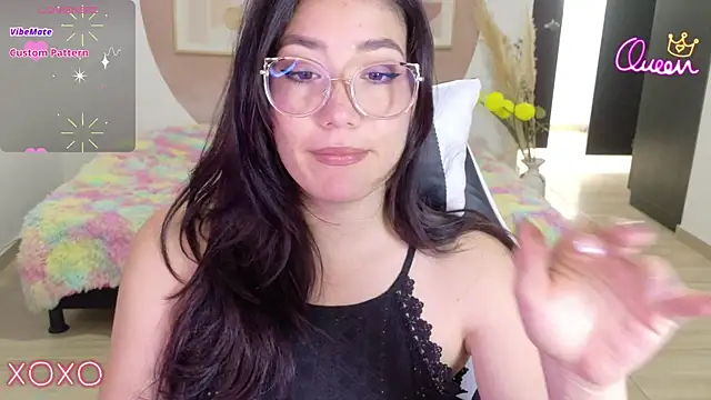 Eliih 01 online show from July 23, 2026, 2:04 pm