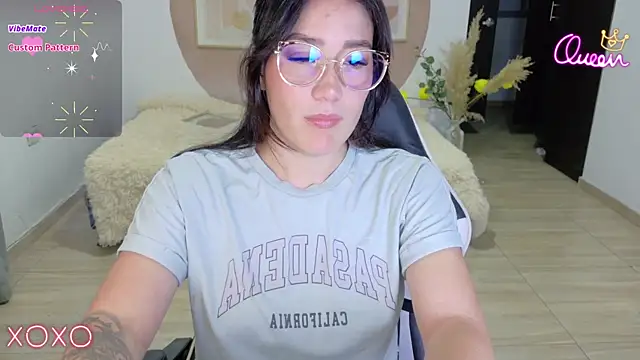 Eliih 01 online show from July 31, 2026, 12:32 am