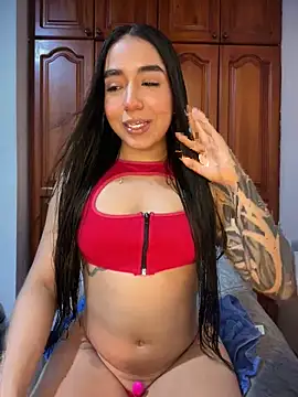 Snapshot of KaditaNavarro chatting on June 14, 2026, 1:13 pm KaditaNavarro online show from June 14, 2026, 1:13 pm