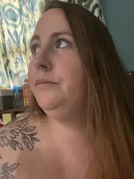 Snapshot of Domimommy420 chatting on October 13, 2025, 5:24 pm Domimommy420 online show from October 13, 2025, 5:24 pm