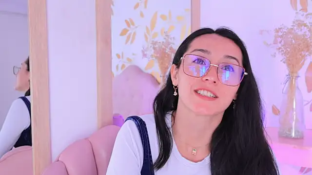 Ginevra esposito online show from October 9, 2025, 12:58 pm