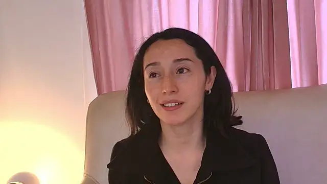 Ginevra esposito online show from April 23, 2026, 12:40 pm