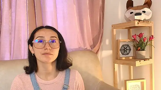 Ginevra esposito online show from April 27, 2026, 12:47 pm