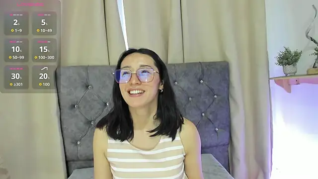 Snapshot of Ginevra_esposito chatting on July 17, 2026, 12:23 pm Ginevra esposito online show from July 17, 2026, 12:23 pm