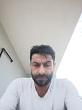 alex10alexx online show from April 25, 2026, 1:41 pm