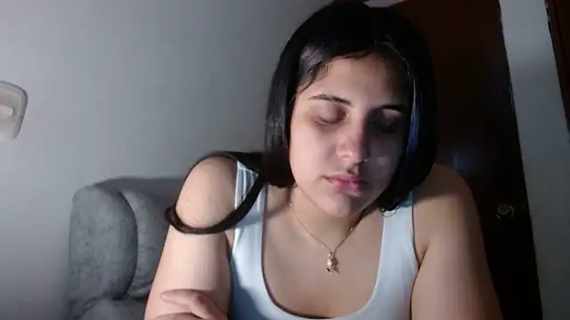 Snapshot of Electraweb_09 chatting on October 8, 2025, 6:16 pm Electraweb 09 online show from October 8, 2025, 6:16 pm