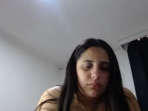 Snapshot of Electraweb_09 chatting on November 11, 2025, 7:47 pm Electraweb 09 online show from November 11, 2025, 7:47 pm