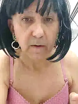 Emily de Carla online show from October 10, 2025, 6:34 am