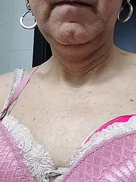 Emily de Carla online show from March 2, 2026, 7:48 am