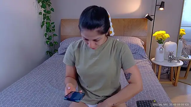 Snapshot of sarah_rayy chatting on September 25, 2025, 7:39 pm sarah rayy online show from September 25, 2025, 7:39 pm